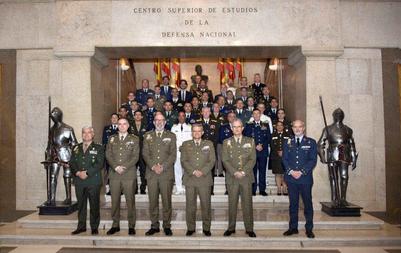 CESEDEN - DCDD - Clausura del XXIV Curso de Altos Estudios Estratégicos para Oficiales Superiores Iberoamericanos