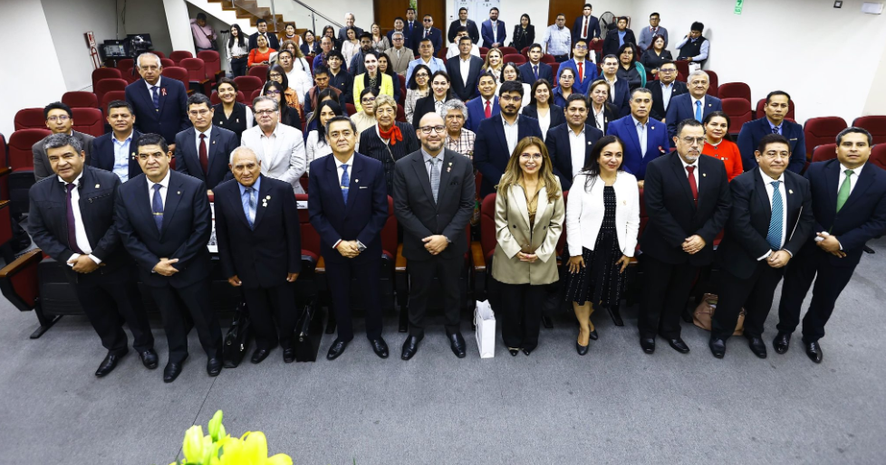 CAEN dio inicio al Programa de Desarrollo, Seguridad y Defensa Nacional para Senadores y Diputados