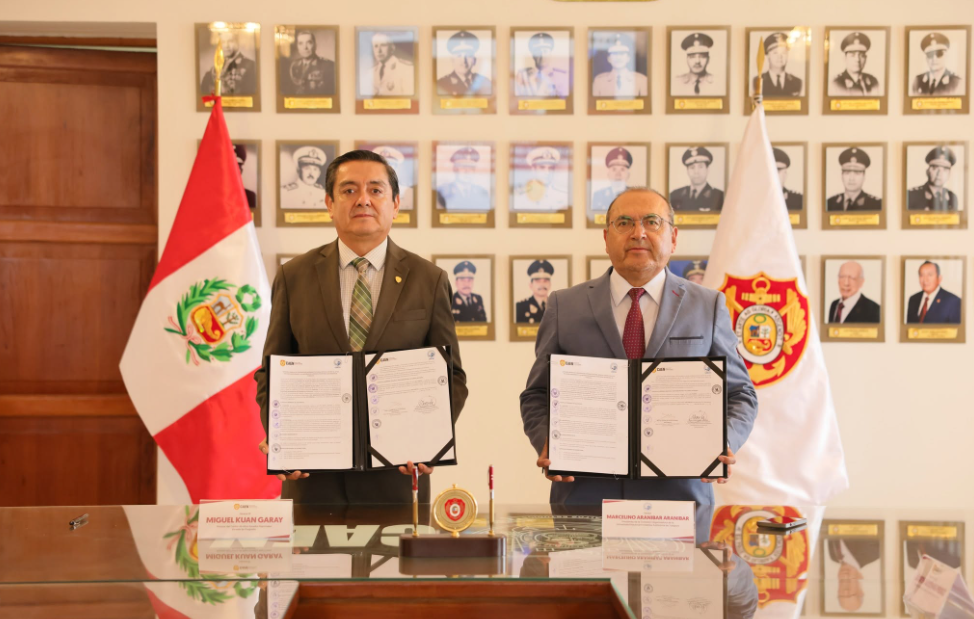 O CAEN e a Universidade Nacional Fronteiriça Autônoma de Yunguyo unem esforços para a formação e investigação orientada para o desenvolvimento nacional.