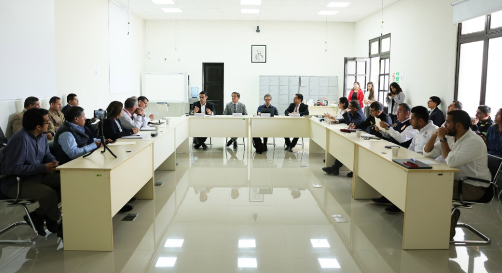 CAEN e ICEV reúnen a instituciones del Estado para fortalecer la respuesta ante emergencias y desastres naturales