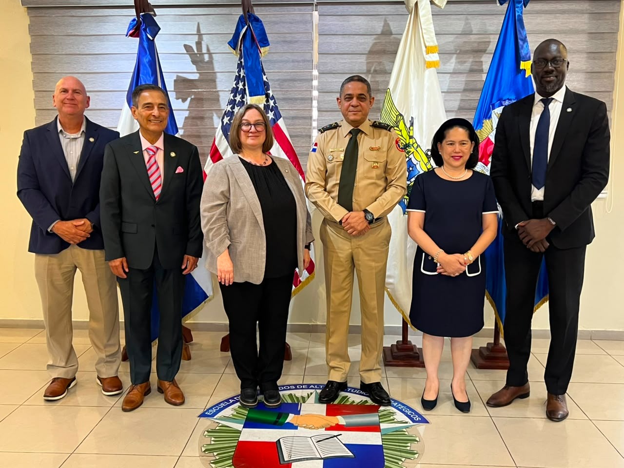 EGAEE recibe visita oficial del Centro de Estudios Hemisféricos de Defensa William J. Perry